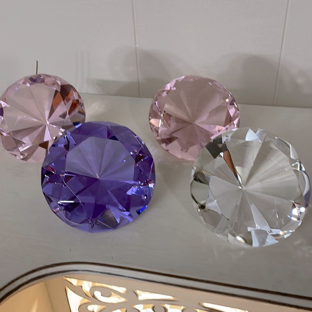 Diamonds Paper Weight